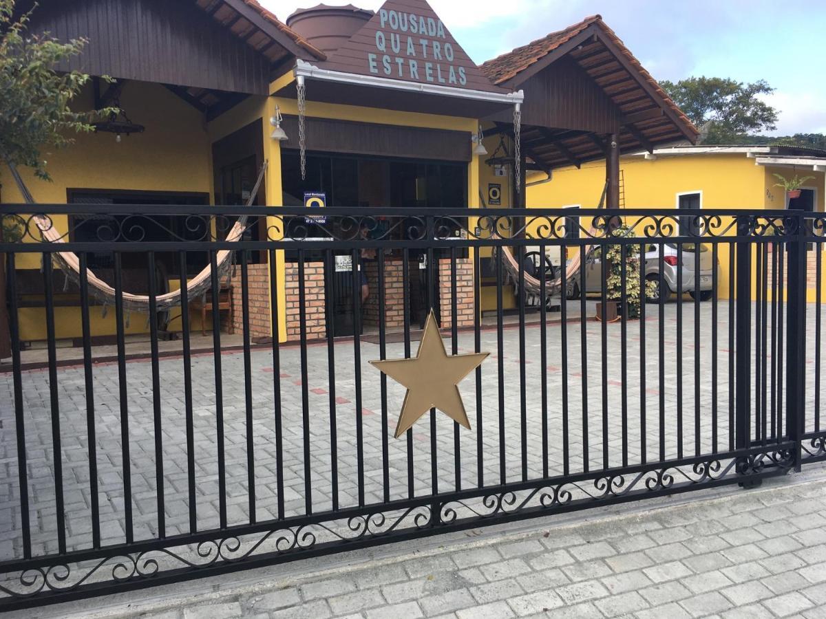 Pousada Quatro Estrelas 페냐 외부 사진